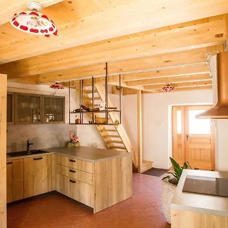 Casa de Férias Alpine House With Jacuzzi And Stunning Views *